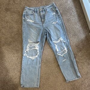 American Eagle Outfitters Light Blue Distressed Boyfriend Jeans